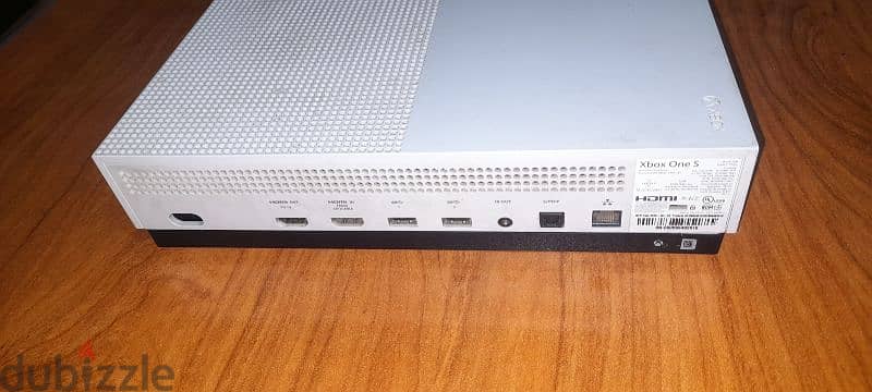 Xbox one s 3