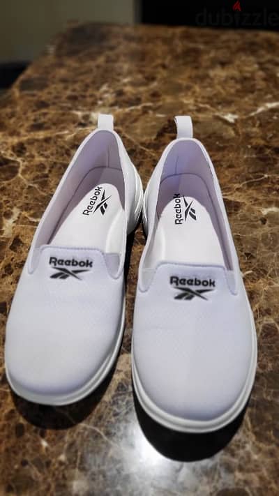 كوتشي REEBOK اصلي وارد الخارج