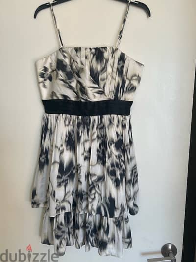 Soirée dress.