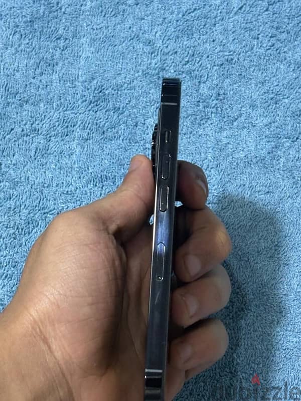 IPhone 14 pro 128g 4