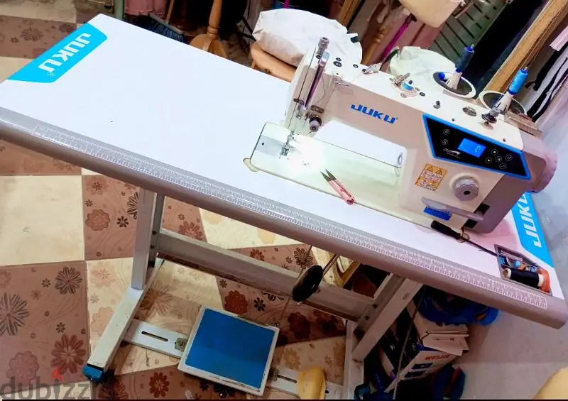 ماكينه خياطه سنجر نص كمبيوتر اصليه65614128712833123