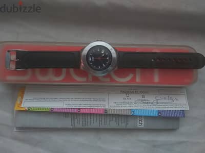 ساعه سواتش بكل ملحقاتها كامله  شراء من الوكيل المصري swatch yns420