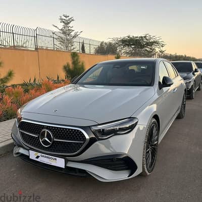 Mercedes-Benz E200 AMG - 2025