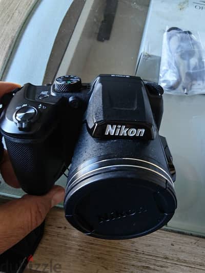 Nikon Coolpix b500.  استخدام بسيط حاله ممتازه