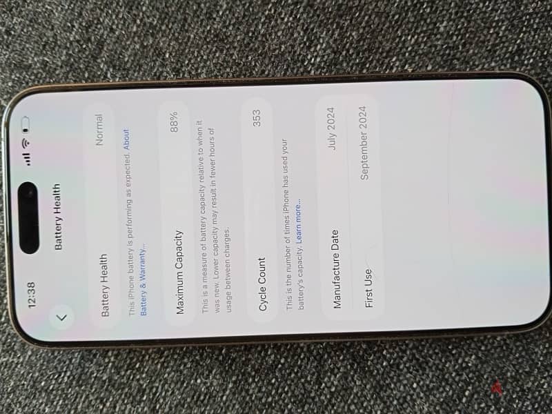 iPhone 15 Pro Max 2