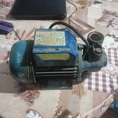 موتور مياه نصف حصان مستعمل