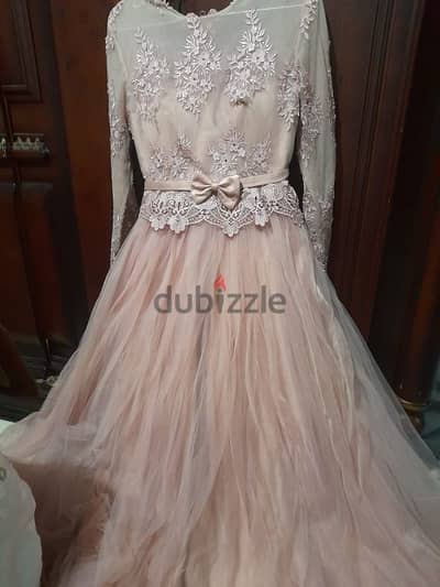 فستان سهره بحاله ممتازه