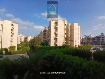 شقة للايجار بالشيخ زايد عمارات المستقبل دور اول عالشارع