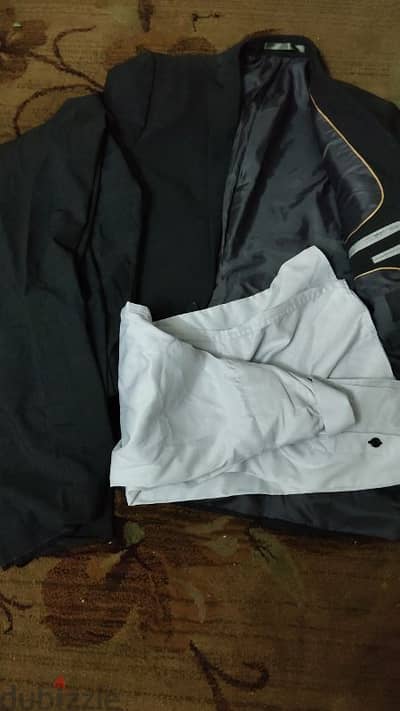 ملابس