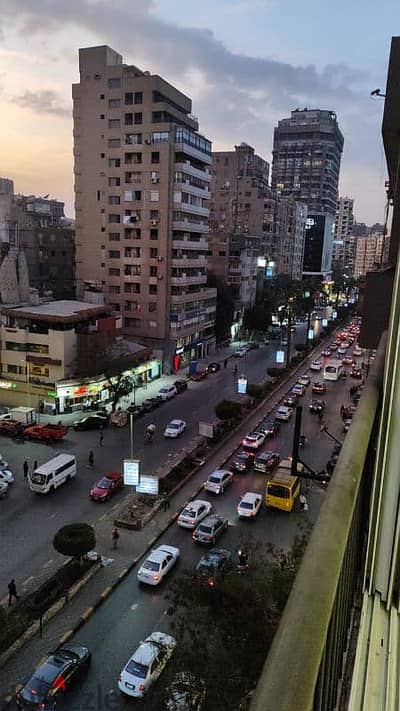 شقه للبيع بالمهندسين شارع سوريا الرأيسي أمام ابوعمار