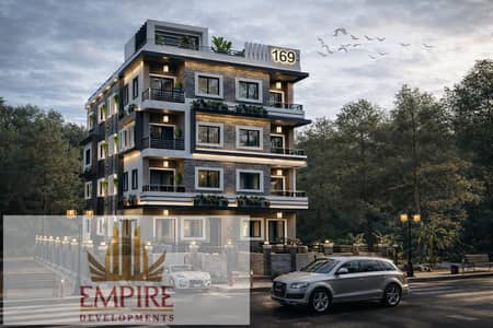 Your 149m² apartment overlooks a square with an unobstructed, sea-facing view in a prime location in South Suez.