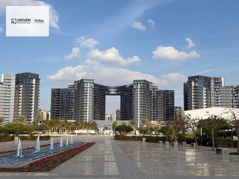 4 Bedrooms 244 sq.M Apartment for sale 18,450,000 EGP in Zed Towers, Sheikh Zayed
