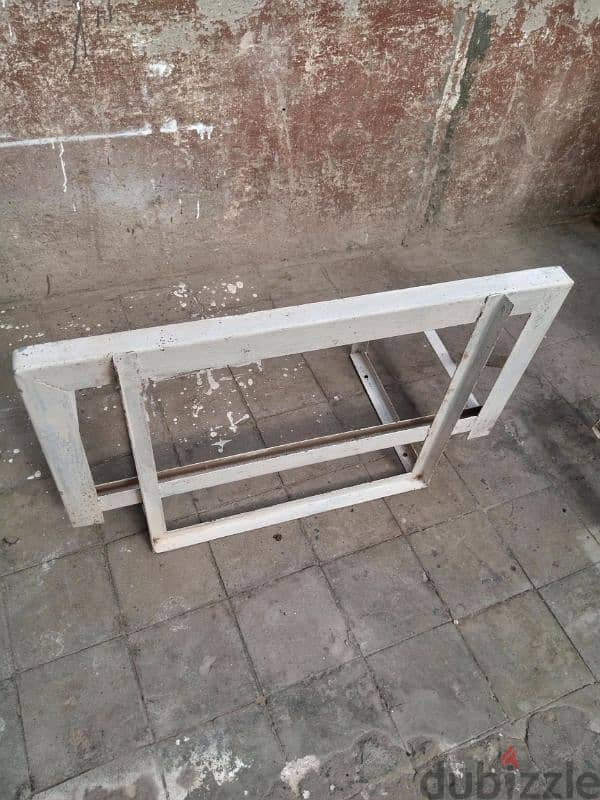 معروض للبيع 1