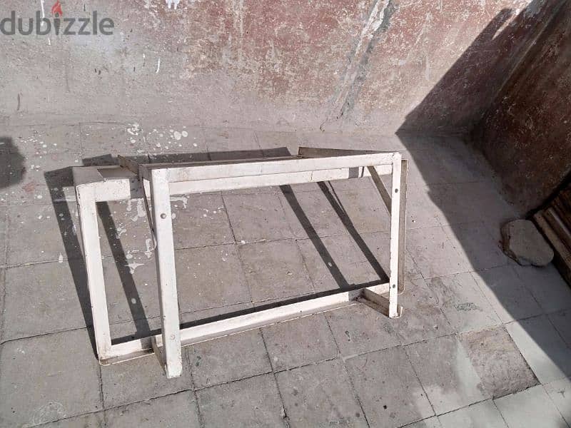 معروض للبيع 5