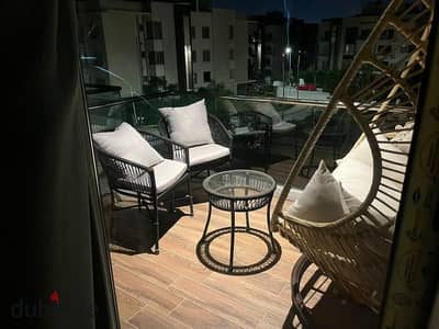 Apartment for sale with premium finishing in Galleria Compound
