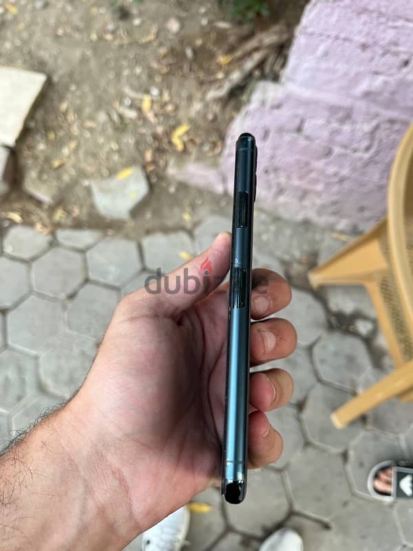 iphone 11 pro max 6