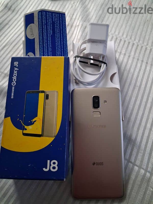 samsong j8 1