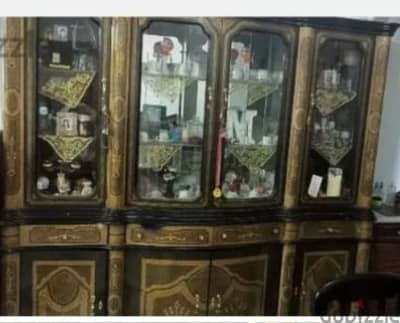 نيش قطعتين  ٤ دلفة فوق وتحت ٤ درج