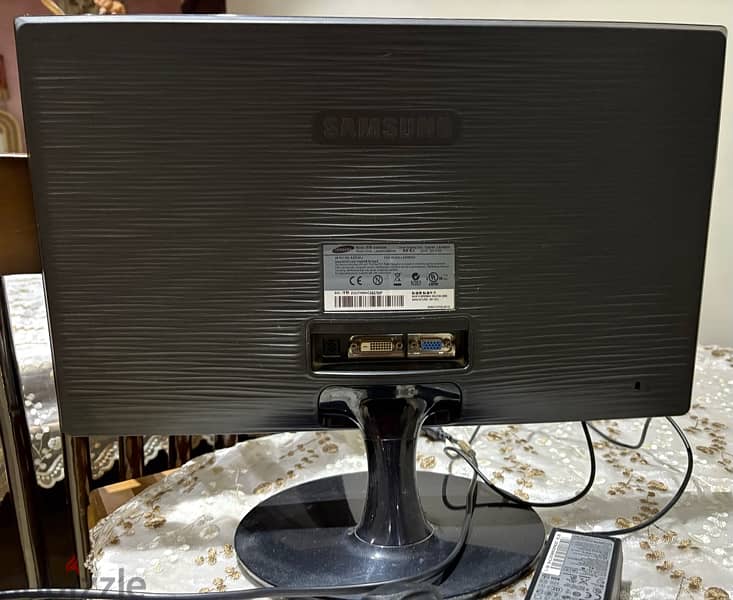 شاشة سامسونج SyncMaster S20B300 1