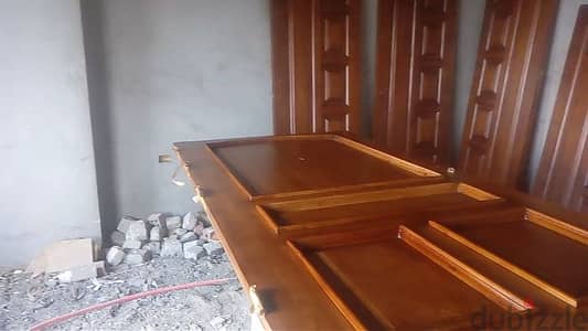 دهان استرجي للموبيليا والابواب واليكوات