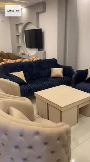 3 Bedrooms 225 sq.M Townhouse for sale 18,000,000 EGP in Continental Residence Compound, Sheikh Zayed