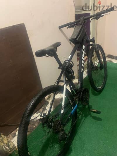 عجلة M100 TRINX