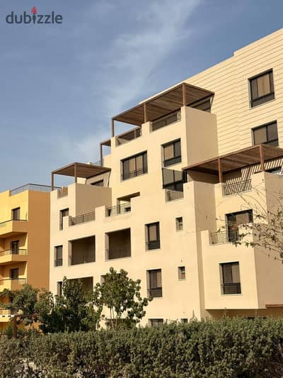 في كمبوند او ويست شقه غرفه وحمام 68 متر للبيع بسعر الطرح الاول  من اوراسكوم