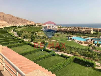 توين هاوس ريسيل متشطب ومفروش بالاجهزه والتكيفات باقل سعر برايم لوكيشين- سي فيو وحمام سباحه