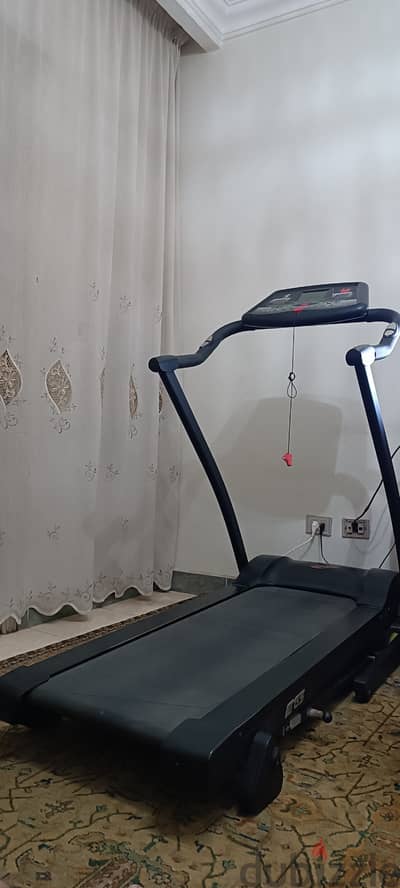 مشاية كهربائيه