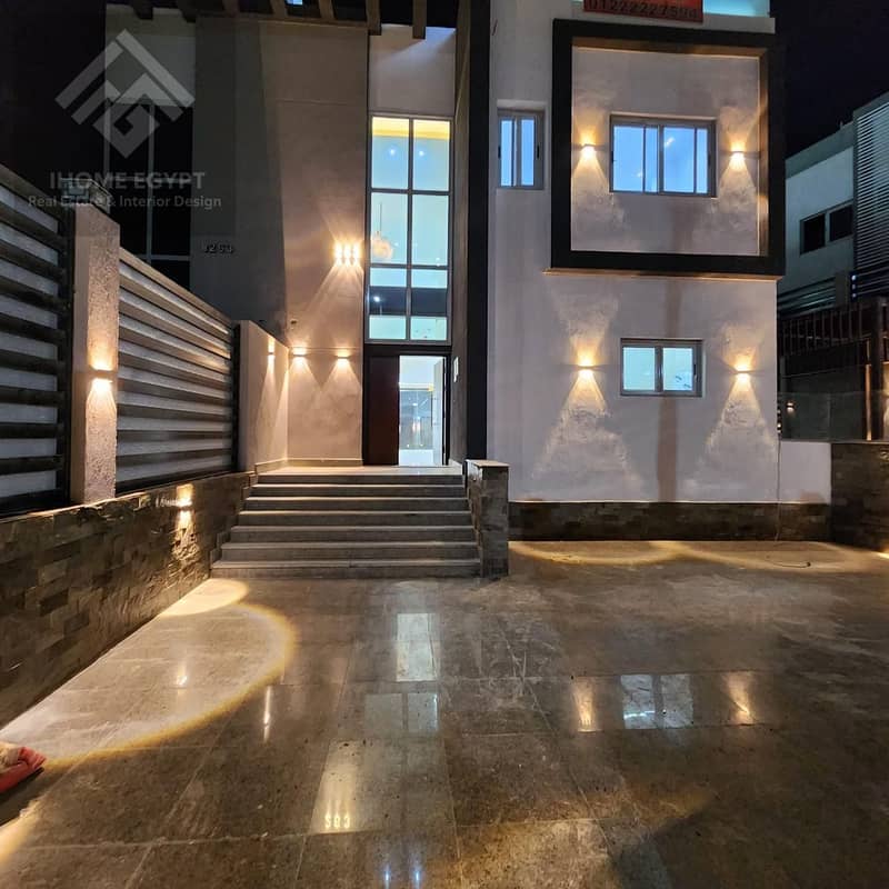 6 Bedrooms 500 sq.M Villa for sale 27,290,000 EGP in El Khamayel Compound, Sheikh Zayed