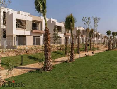 باميز موقع تاون هاوس استلام فوري للبيع  في  ذا كراون بالم هيلز كمبوند للبيع ف, طريق مصر اسكندرية الصحراوي