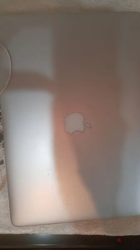 appla mac book. pro 201265584844669185122