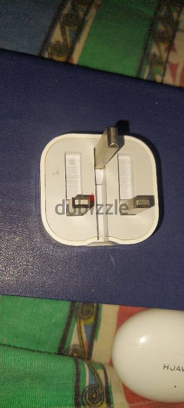 شاحن Apple أصلي 20W USB-C للبيع