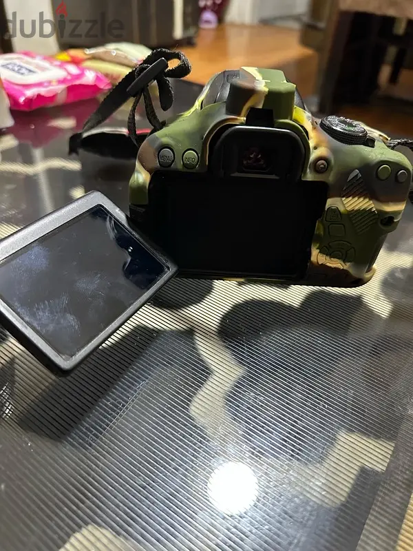 canon 700d65584846606979128