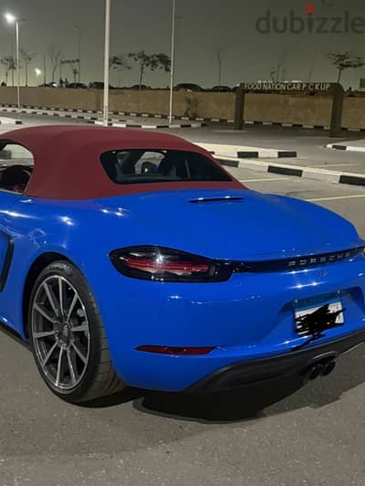 بورش بوكستر 2022