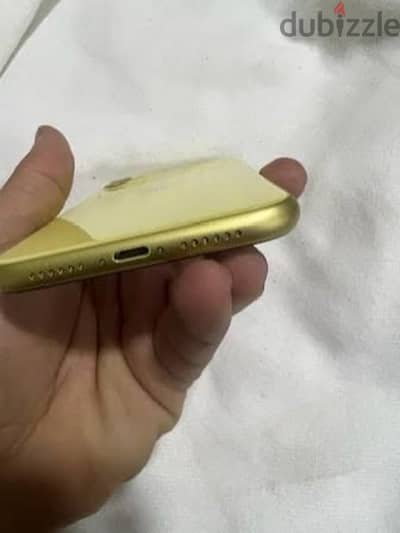 آيفون ١١ بطاريه ٧٦