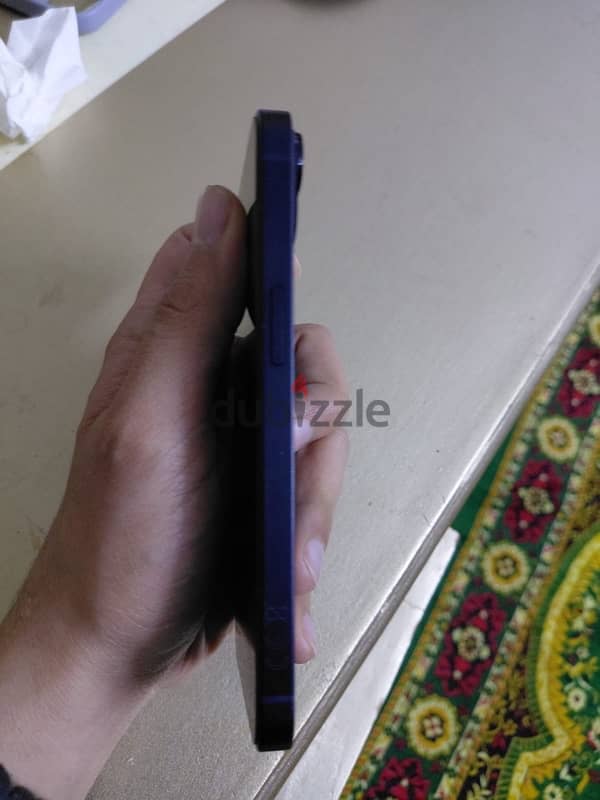 Iphone 13 4