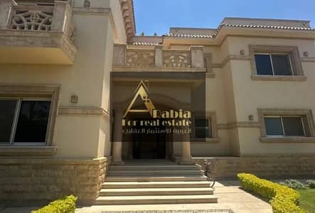 فيلا مستقلة كاملة التشطيب للبيع في كمبوند قطامية ديونز