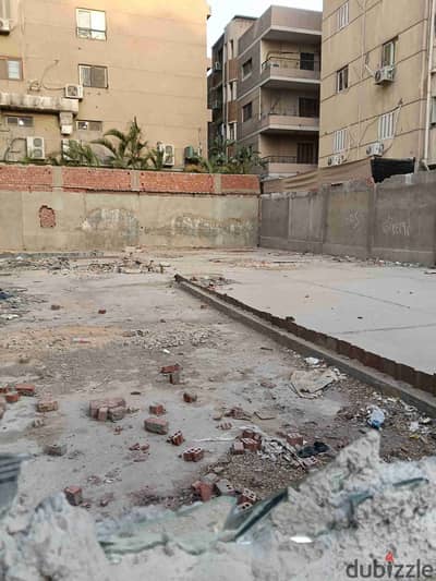 For sale: Vacant plot of land with a permit for ground floor + 4 repeated floors