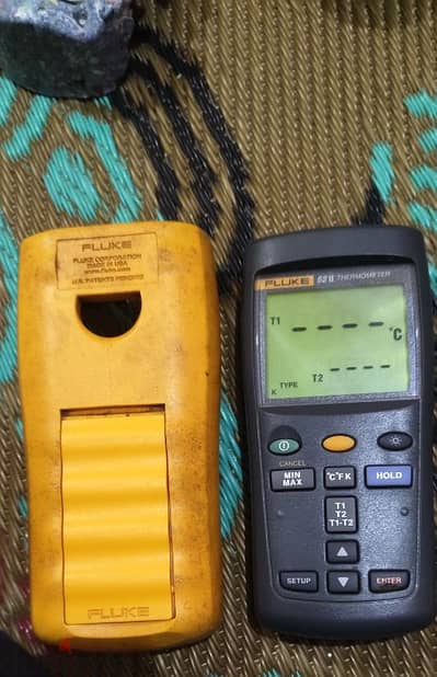 FLUKE 52