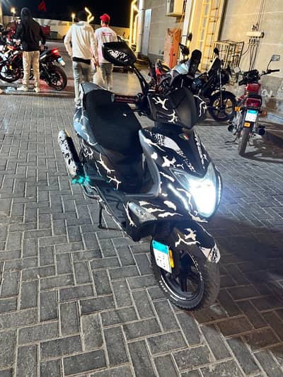 Hawa r8 2025 للبيع او للبدل بمكنه