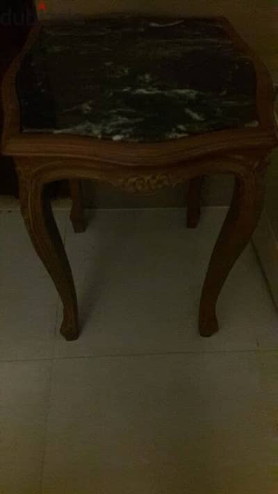 2 small table
