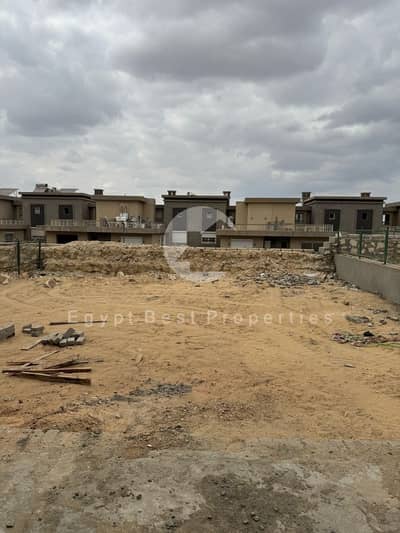 Townhouse Corner For Sale In New Giza-Very Prime Location-Open View-Ready To Move-3Bed