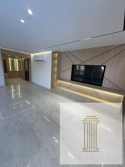 Apartment 255m for sale in Madinaty B1, hotel finishing, at a special price, White Garden view