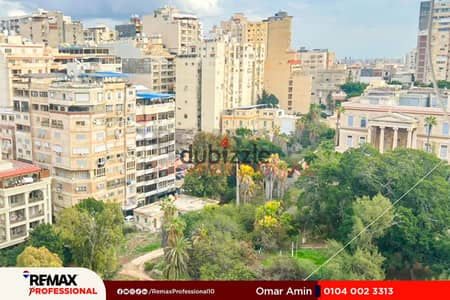 فيو مفتوح شقة للبيع 200 م كفر عبده (ش قرداحي - اول سكن )