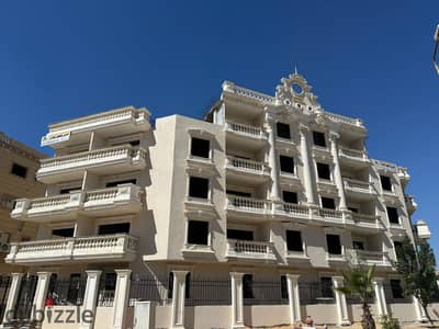 240م – مدينة الشروق – المنطقة الثانية عمارات – شقة سكنية للبيع من المالك مباشرة