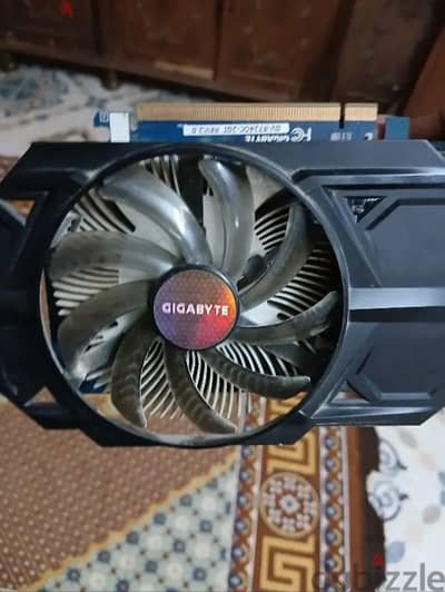 كارت r7 240 الغني عن التعريف 2 جيجا vram