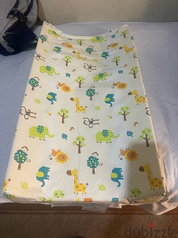 baby changing mat 1