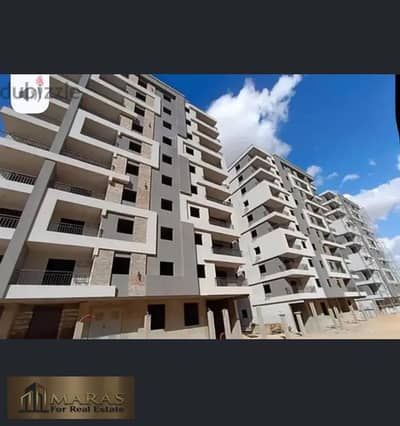 شقة للبيع 100 متر في كمبوند معادي V بزهراء المعادي بالقرب من نادي وادي دجلة، غرفتان نوم، تراس, حصة جراج، كمبوند راقٍ متكامل الخدمات
