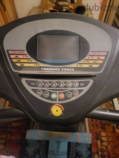 treadmill  (مشاية كهرباء بحالة ممتازة (السير به قطع